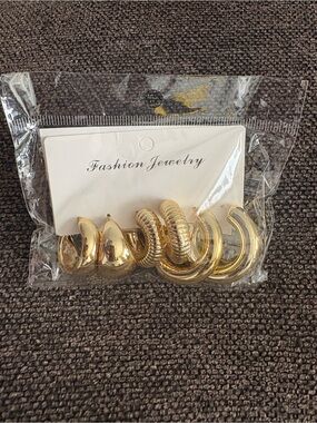 Gold jewelry